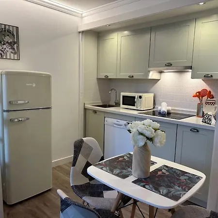 P Sanz 1, 406 By Ybh * Виго